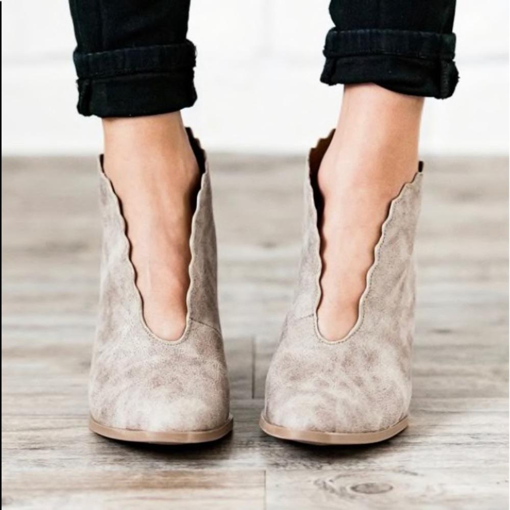 Scalloped boots